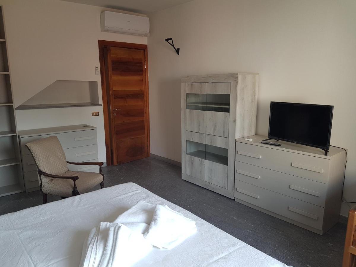 Hotel La Beola E Il Noce Monza Zewnętrze zdjęcie