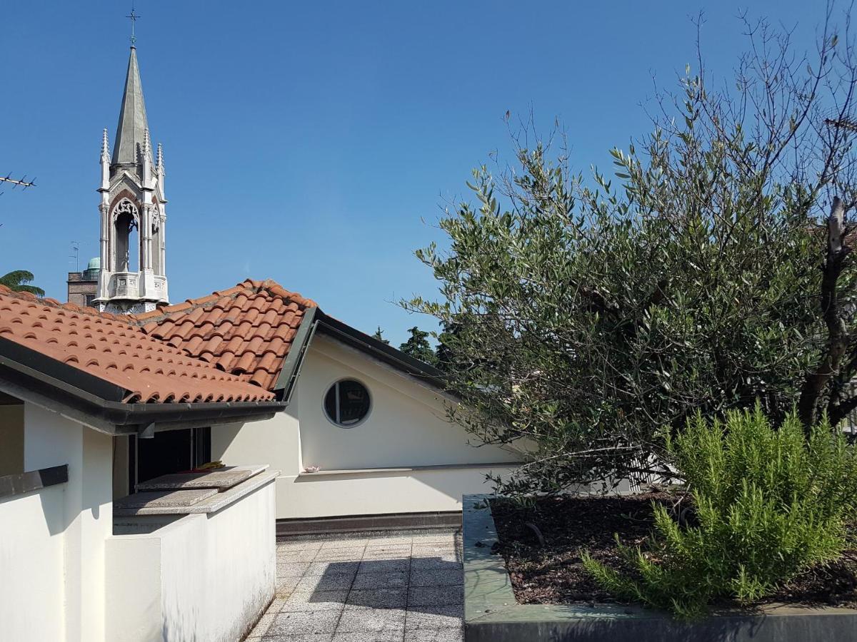 Hotel La Beola E Il Noce Monza Zewnętrze zdjęcie