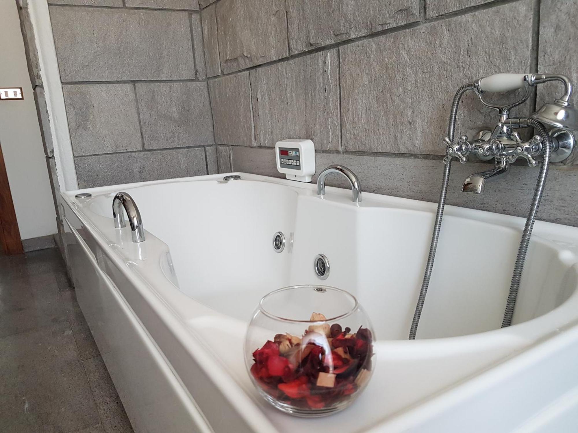 Hotel La Beola E Il Noce Monza Zewnętrze zdjęcie